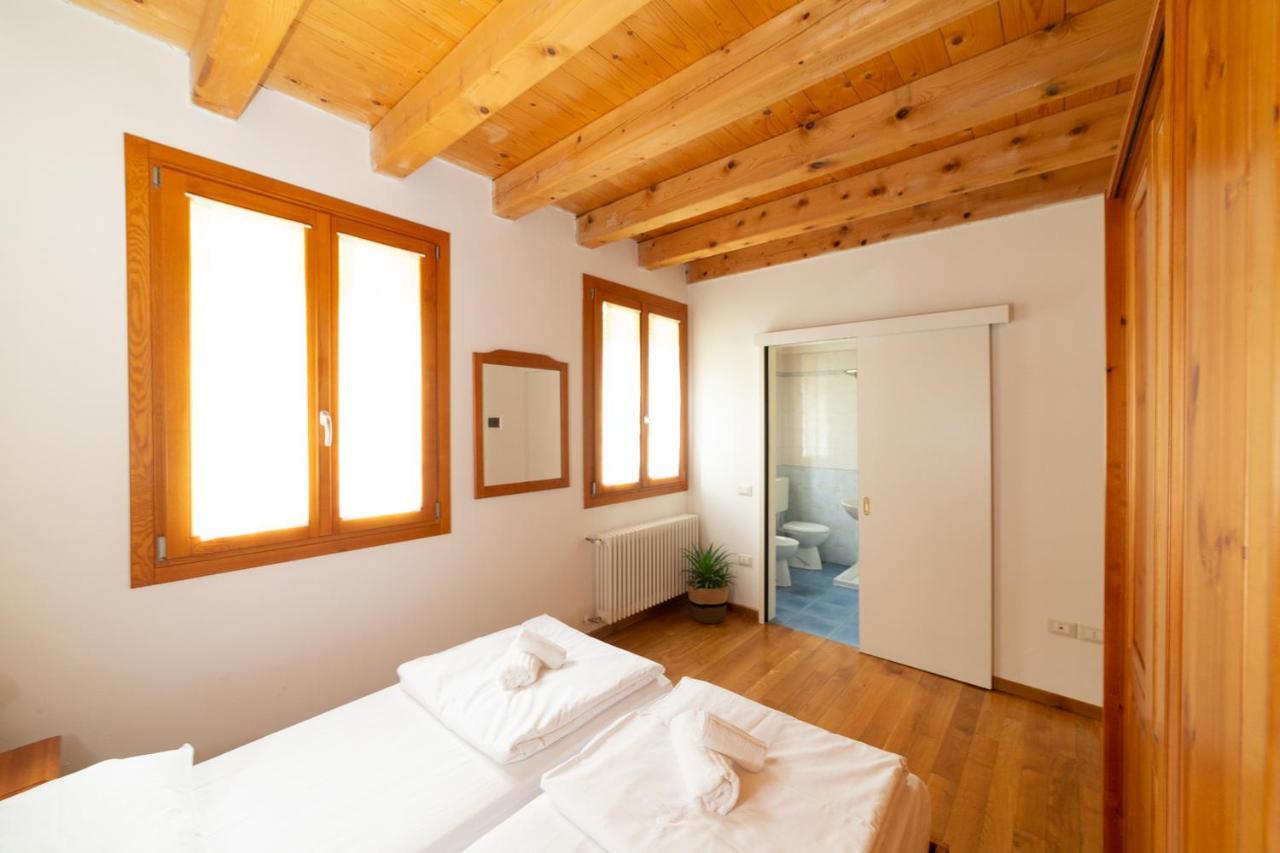 Locanda 77 Borso del Grappa Eksteriør billede