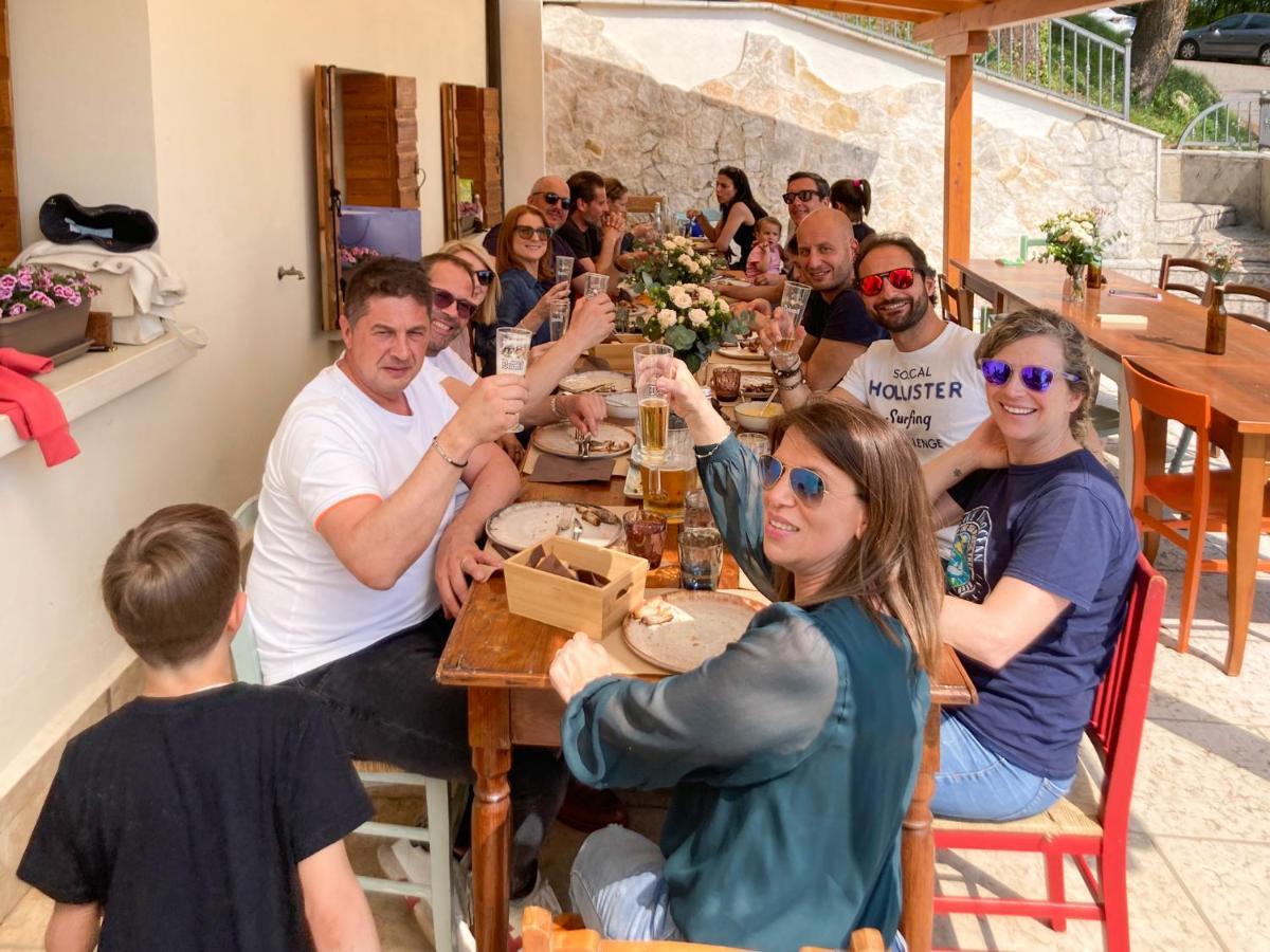 Locanda 77 Borso del Grappa Eksteriør billede